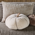 Poduszka dekoracyjna dynia Pumpkin Faux Fur Box Pillow L